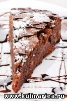 Шоколадный пирог с орехами пекан и виски