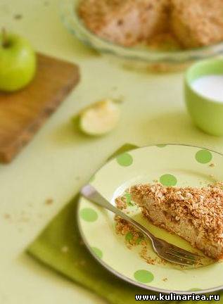 Овсяный пирог с яблоками и корицей
